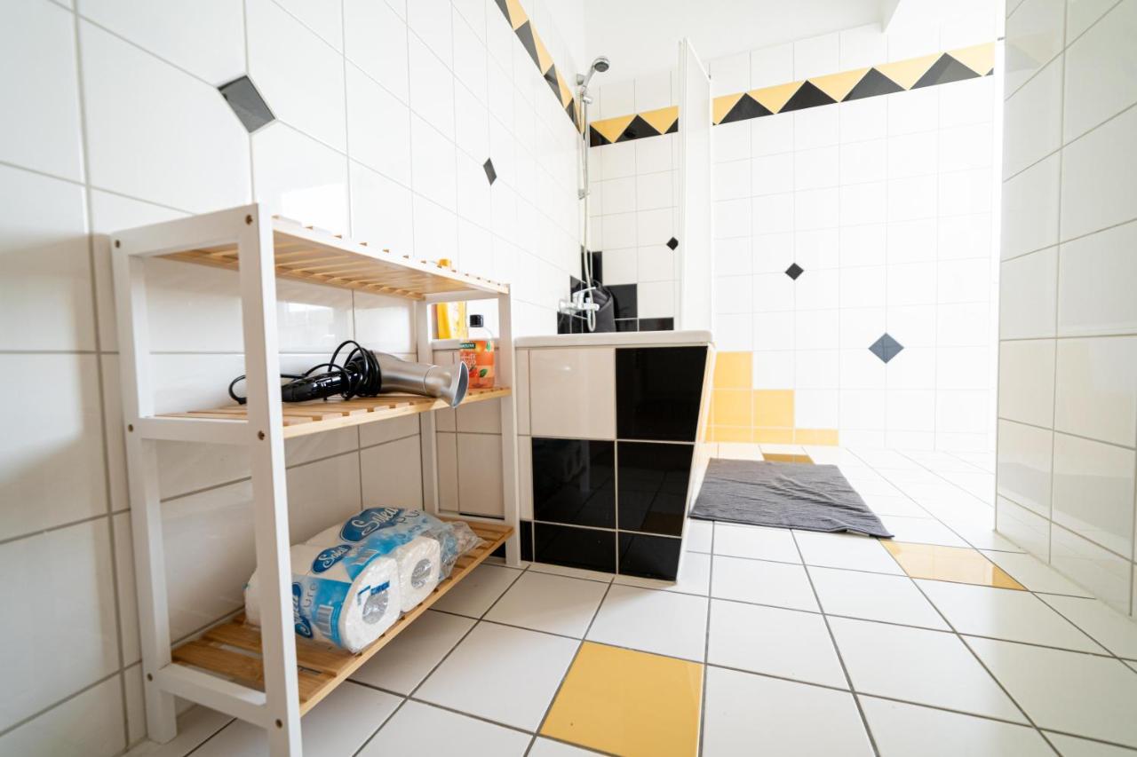 Fullhouse - Zwickau - R85 Apartments - Parking - 3 Beds - Nespresso Екстериор снимка